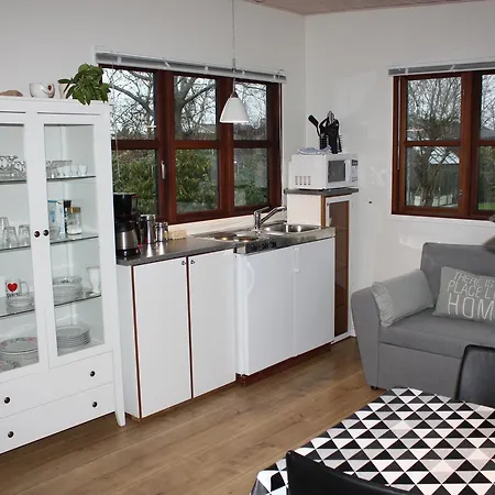 Apartman Ferie 1 *